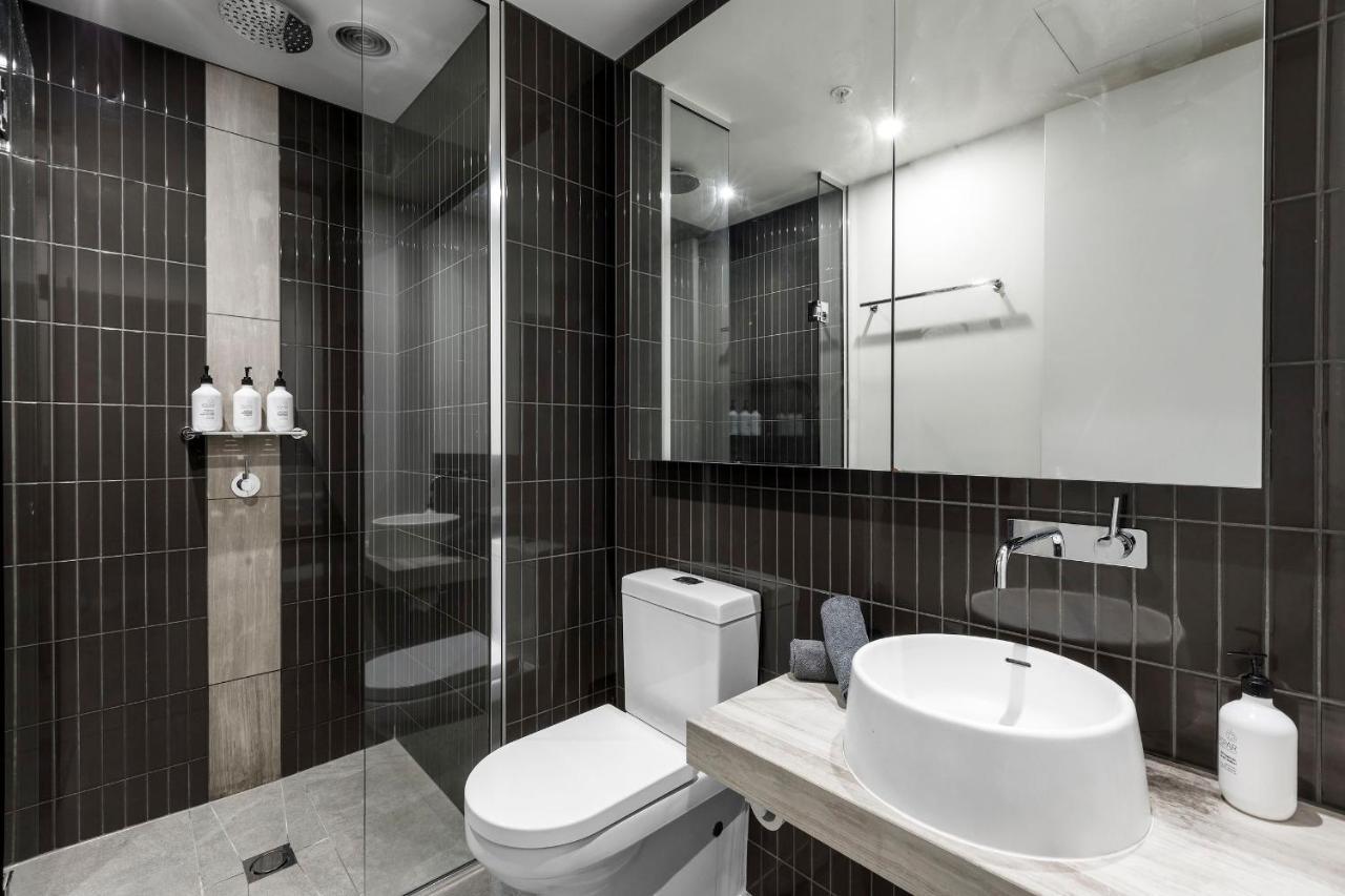 Luxuria Apartments - Fulton Lane Мельбурн Экстерьер фото